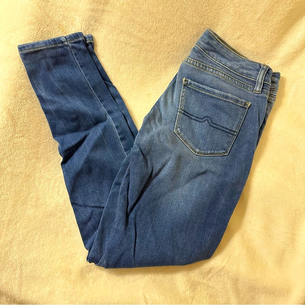 Like New Arizona Jean Company Jegging Size 3